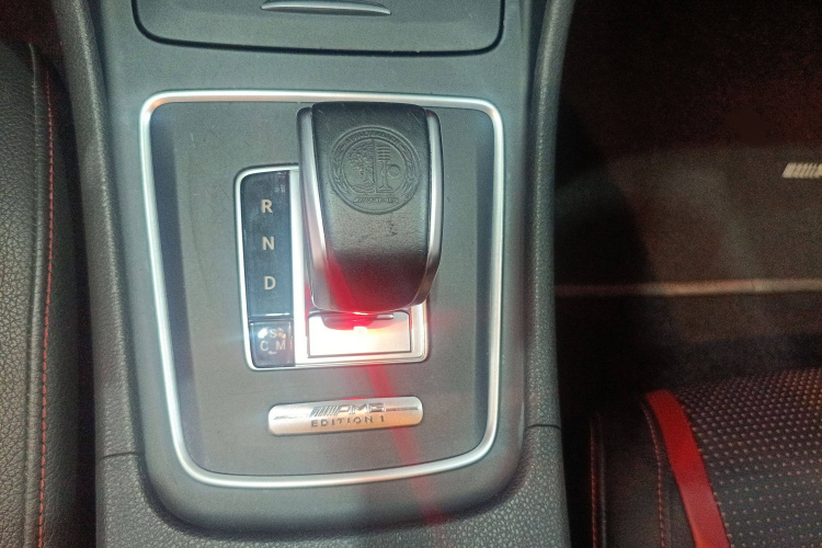 奔驰GLA AMG 2015款 AMG GLA 45 4MATIC局部细节18