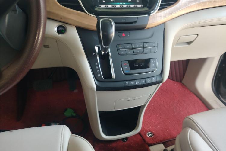 别克GL8 2018款 ES 28T 舒适型 国VI中控内饰18