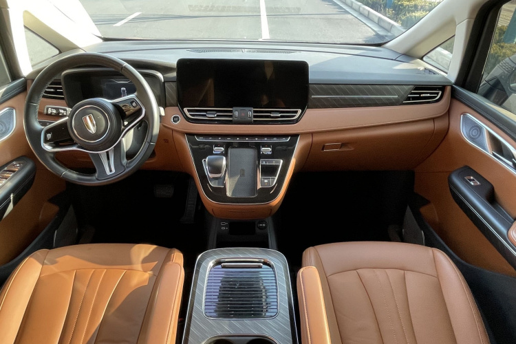 红旗HQ9 2023款 2.0T 智联旗韵版中控内饰7001