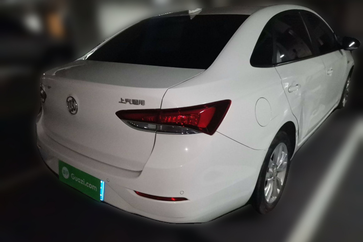 别克 英朗 2021款 改款 典范 1.5L 自动精英型车身外观6