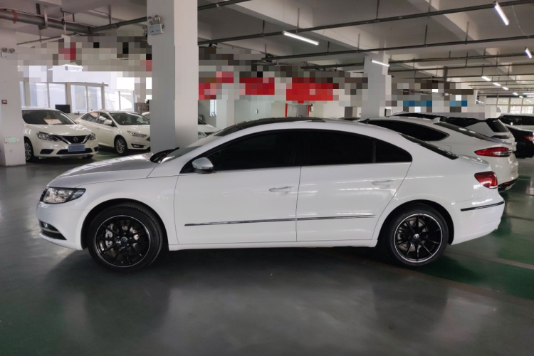 一汽-大众CC 2018款 2.0TSI 豪华型车身外观4