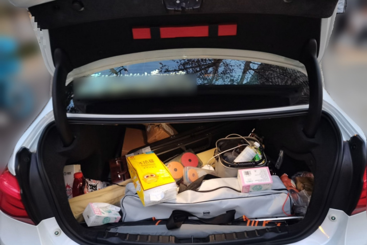 宝马3系 2019款 320Li 时尚型局部细节23