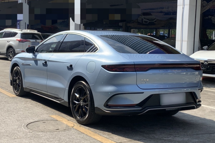 比亚迪 汉 2023款 DM-i 冠军版 121KM 尊贵型车身外观6005