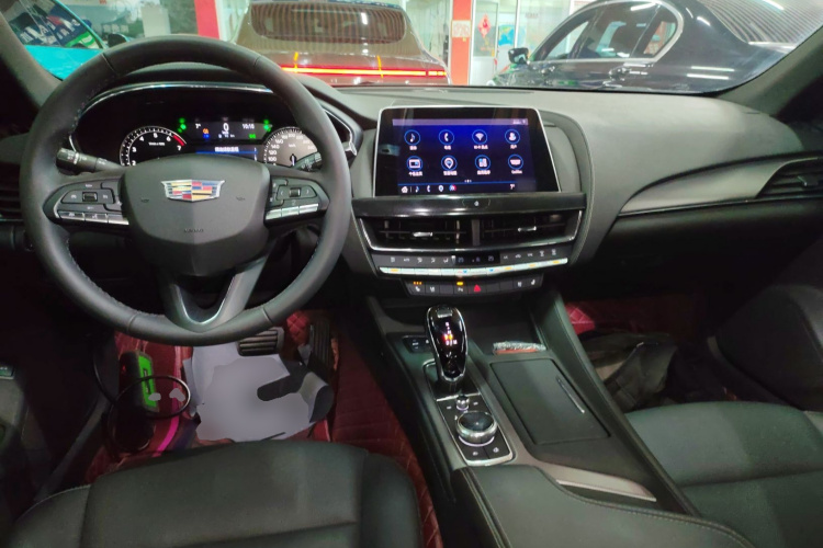 凯迪拉克CT5 2022款 28T 豪华型（标准版）中控内饰7002