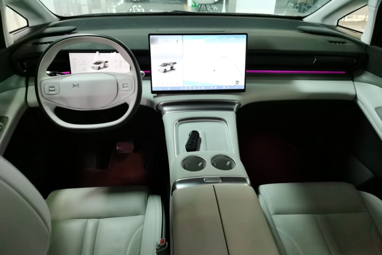 小鹏X9 2024款 702超长续航Pro中控内饰12