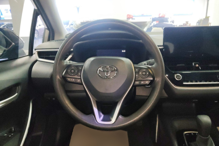 丰田 卡罗拉 2024款 1.8L 智能电混双擎 先锋版中控内饰13