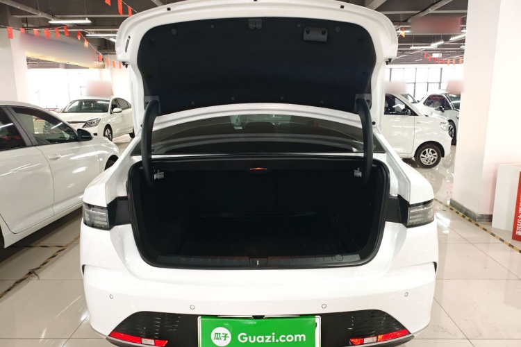 比亚迪 驱逐舰05 2024款 荣耀版 DM-i 120KM 豪华型机舱底盘23