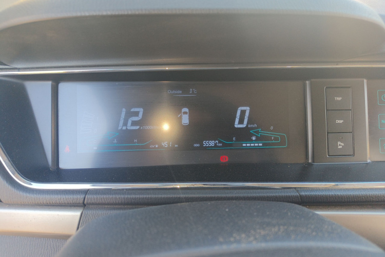 长安凯程 长安欧尚A600 2016款 1.5L 手动豪华型7座局部细节14