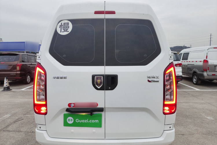 金杯海狮王 2021款 2.0L城运王系列畅运型高顶6座1TZS车身外观6