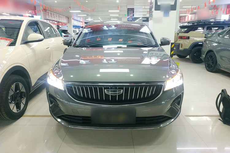 吉利汽车 帝豪 2022款 第4代 1.5L CVT尊贵型车身外观2