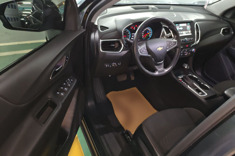 雪佛兰 探界者 2018款 535T 自动驰界版中控内饰20