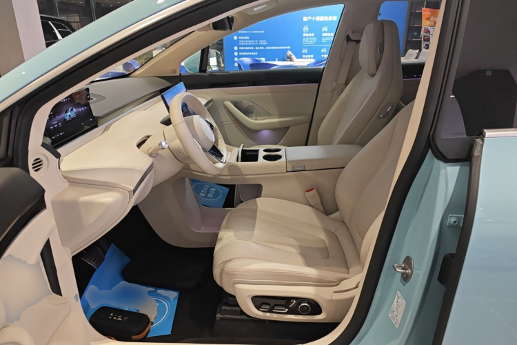 鸿蒙智行 智界R7 2024款 纯电 802km Max中控内饰19