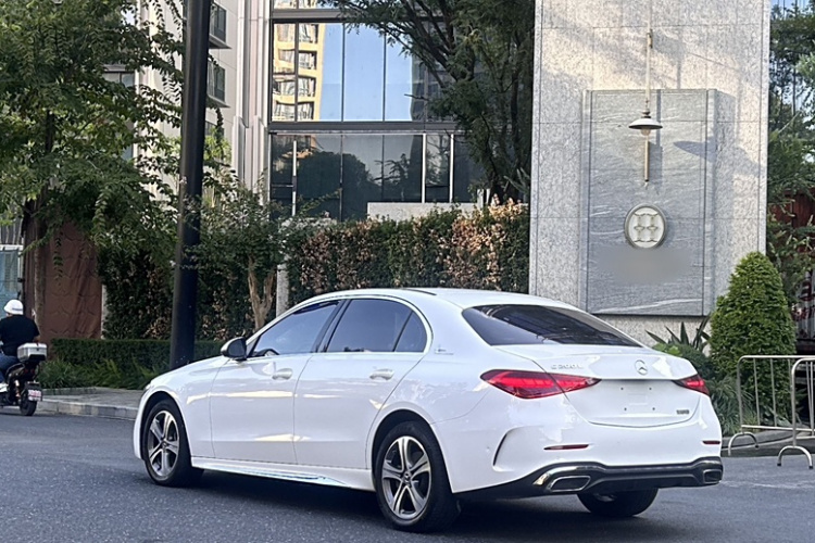 奔驰C级 2022款 改款 C 200 L 运动版车身外观6006