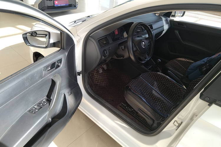 大众 桑塔纳 2018款 1.5L 手动风尚版中控内饰20