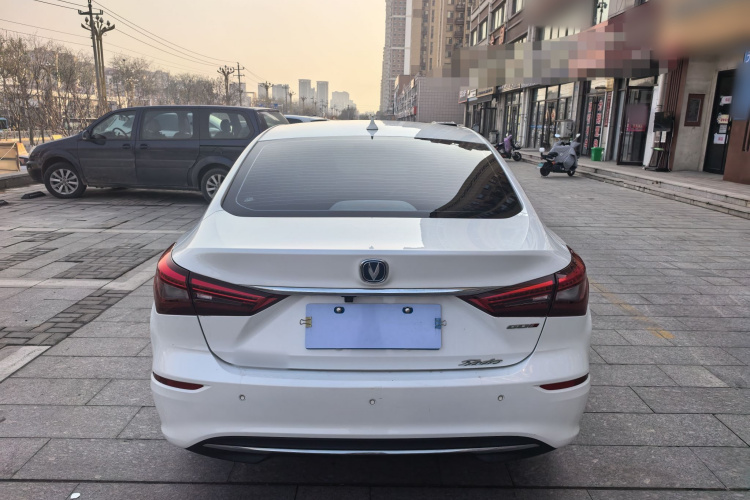 长安 逸动 2018款 1.6L GDI 手动时尚型车身外观6004