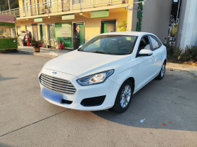 福特 福睿斯 2019款 改款 1.5L 手动质享型 国VI