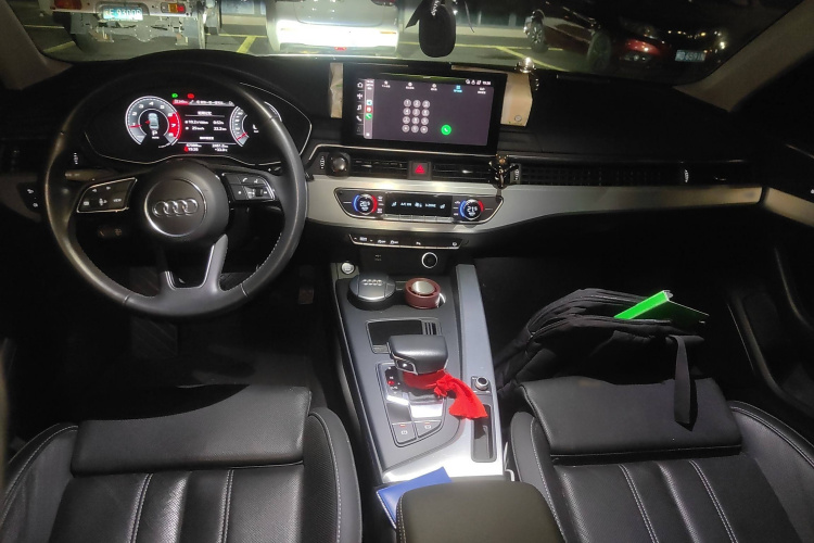 奥迪A4L 2020款 40 TFSI 时尚动感型中控内饰7002
