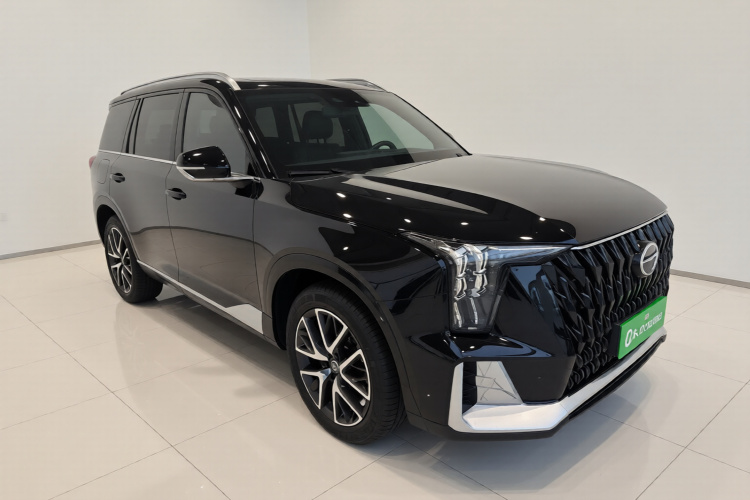 广汽传祺 传祺GS8 2022款 双擎系列 2.0TM 四驱尊贵版 （七座）车身外观3