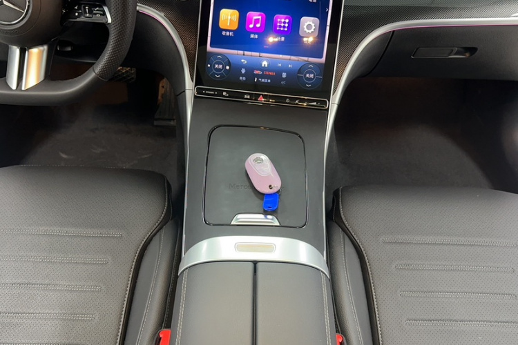 奔驰C级 2025款 C 260 L 运动版局部细节18