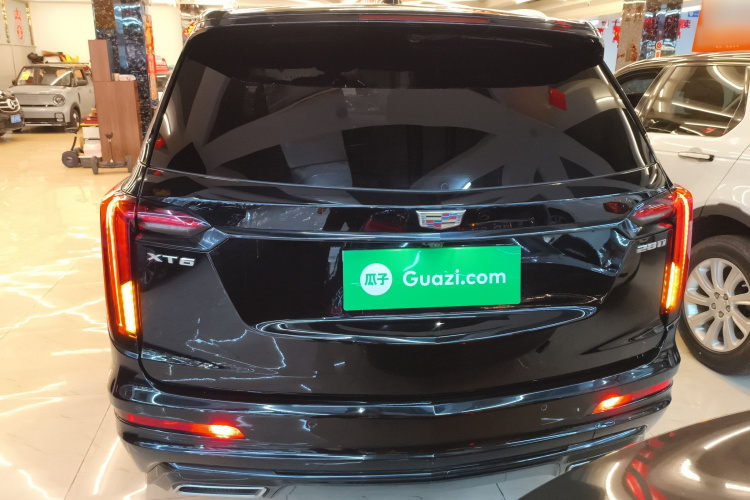 凯迪拉克XT6 2021款 2.0T 六座四驱豪华型车身外观6