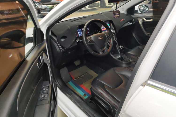 奇瑞 艾瑞泽5 2017款 1.5L CVT豪华版中控内饰20