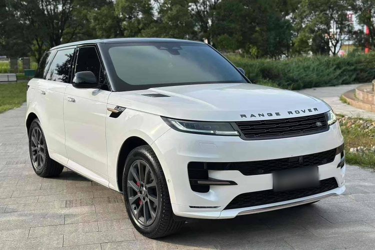 路虎 揽胜运动版 2024款 400PS Dynamic SE车身外观6001