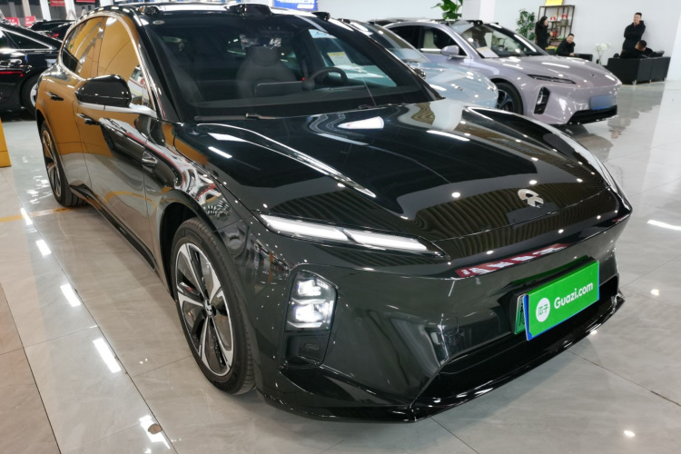 蔚来ET5T 2025款 75kWh Touring车身外观3