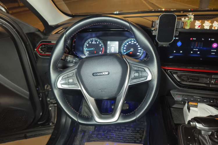 长安欧尚X5 2021款 1.5T DCT豪华型中控内饰13