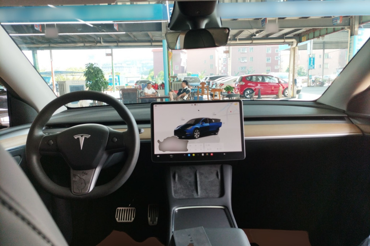 特斯拉 Model Y 2022款 改款 后轮驱动版中控内饰7002
