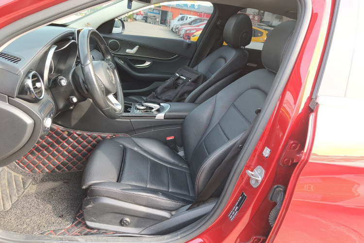 奔驰C级 2017款 改款 C 180 L 动感型运动版局部细节19