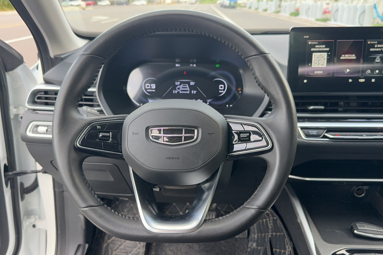 吉利汽车 帝豪 2022款 第4代 1.5L CVT精英型中控内饰7005