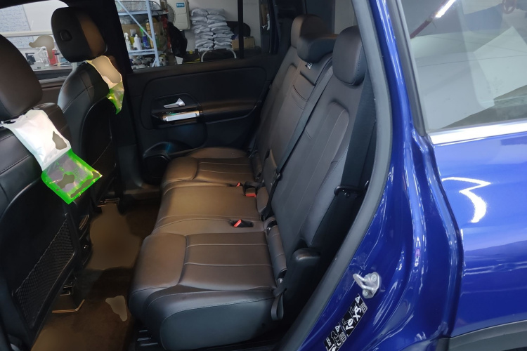 奔驰GLB 2021款 GLB 200 时尚型中控内饰7004