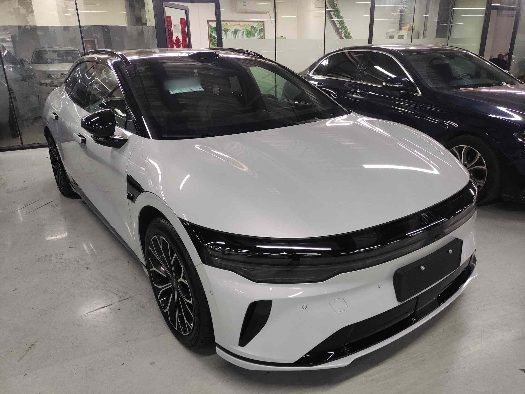 极氪007GT 2025款 后驱智驾版 75kWh(5)