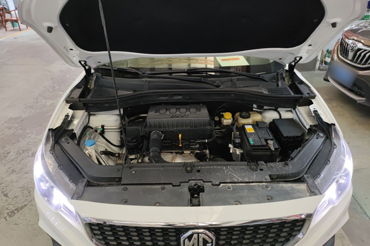 名爵ZS 2018款 1.5L 自动精英版 国V机舱底盘24