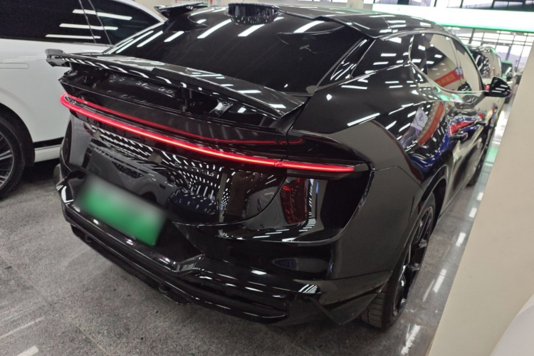 莲花跑车 2023款 ELETRE S+车身外观7