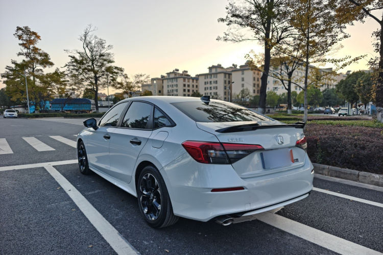 本田 思域 2022款 240TURBO CVT燃动版车身外观6005