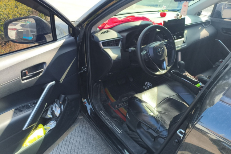 丰田 锋兰达 2023款 2.0L CVT领先版中控内饰20