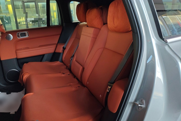 理想汽车 理想L6 2024款 Pro中控内饰21