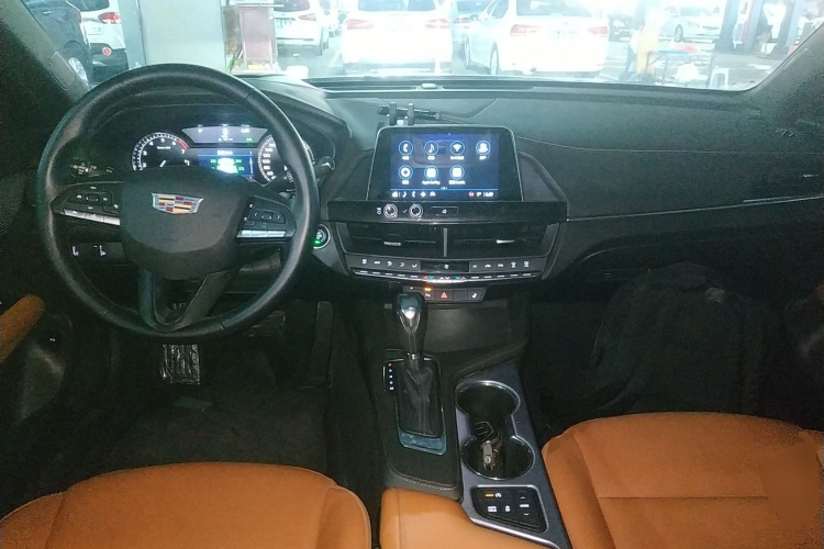 凯迪拉克CT4 2021款 28T 豪华型中控内饰7002