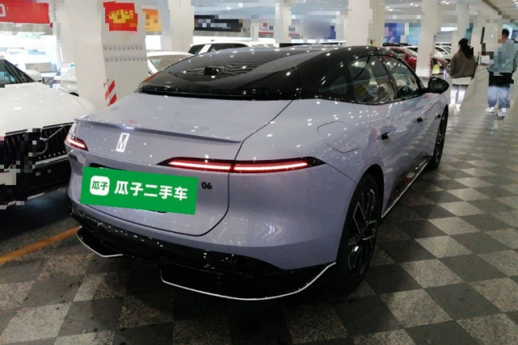 阿维塔06 2025款 Pro增程版车身外观6005