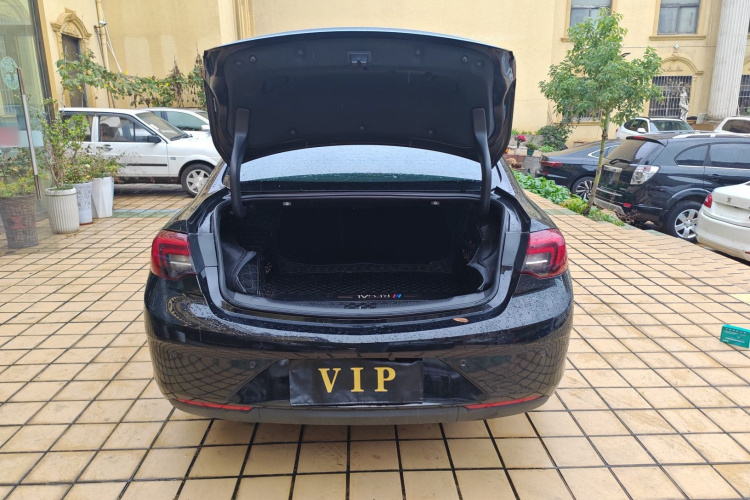 别克 君威 2019款 20T 精英型 国VI局部细节23