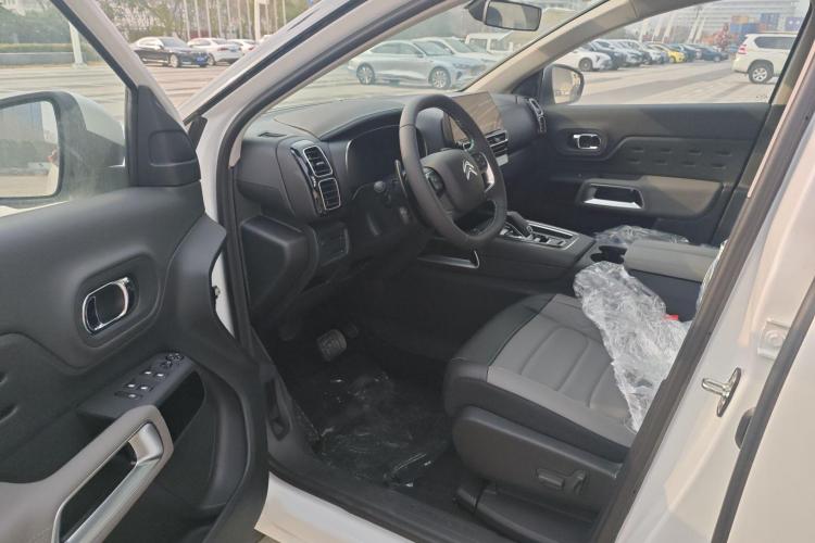 雪铁龙 天逸 C5 AIRCROSS 2023款 360THP 智在版中控内饰7002