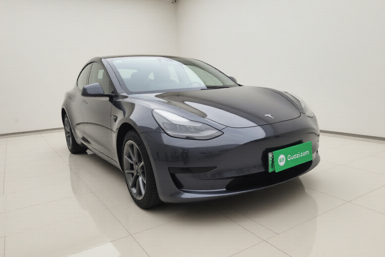 特斯拉 Model 3 2022款 后轮驱动版车身外观3
