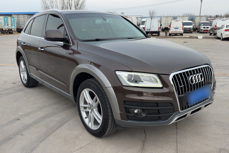 奥迪Q5 2017款 Plus 40 TFSI 技术型车身外观6002