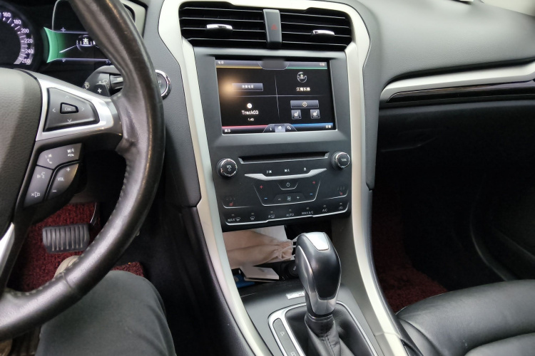 福特 蒙迪欧 2013款 2.0L GTDi200豪华型局部细节16