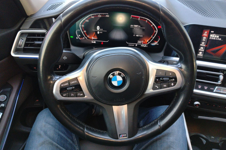 宝马3系 2021款 325Li M运动套装中控内饰13