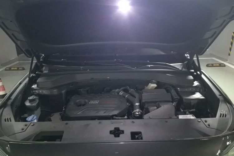 现代 胜达 2019款 380 TGDi TOP 自动两驱旗舰版 国VI机舱底盘24