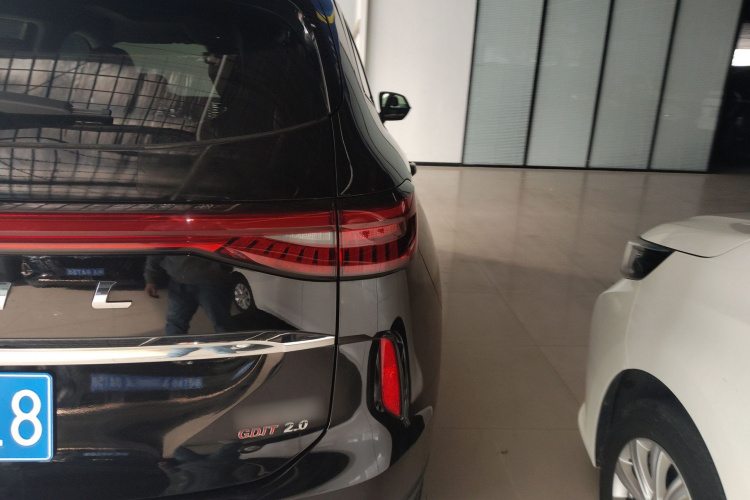 哈弗H6 2021款 第三代 2.0T 自动两驱Max车身外观9