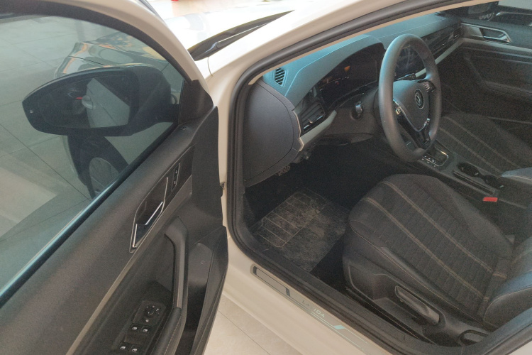 大众 朗逸 2021款 280TSI DSG舒适版中控内饰20