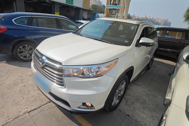 丰田 汉兰达 2015款 2.0T 四驱豪华版 7座车身外观1